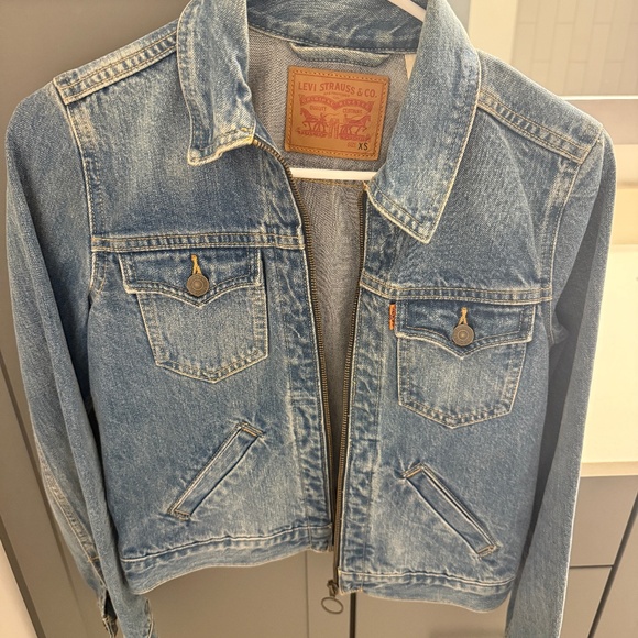 Levi’s denim jacket - Picture 1 of 5